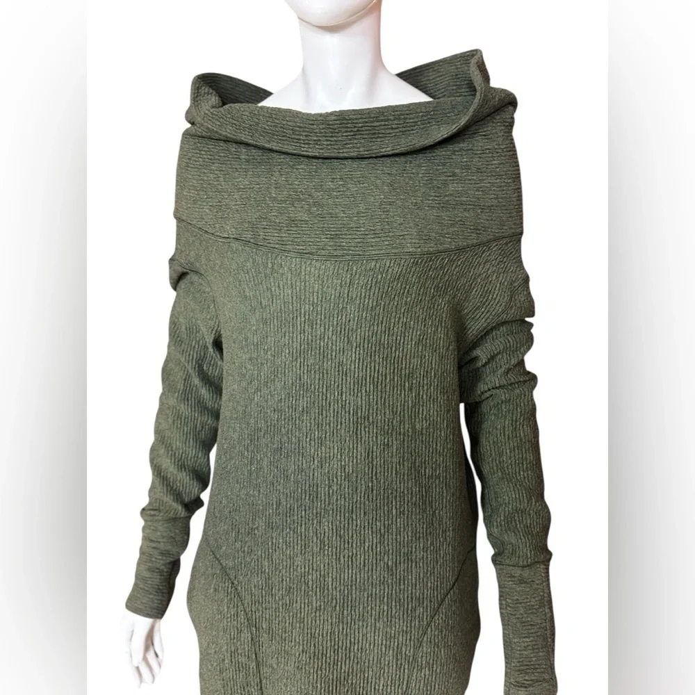 Lululemon Athletica Dark Green Cowl Neck Sweater Size XSmall G#18